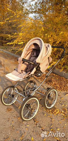 Прогулочная коляска 3 в 1