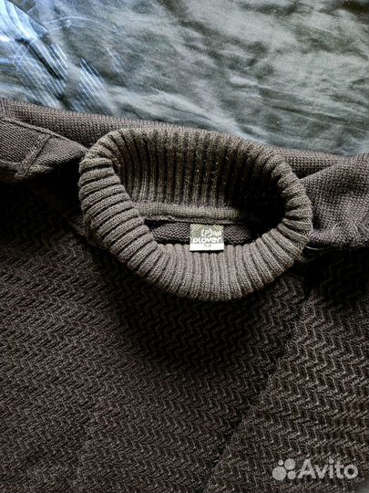 Свитер мужской