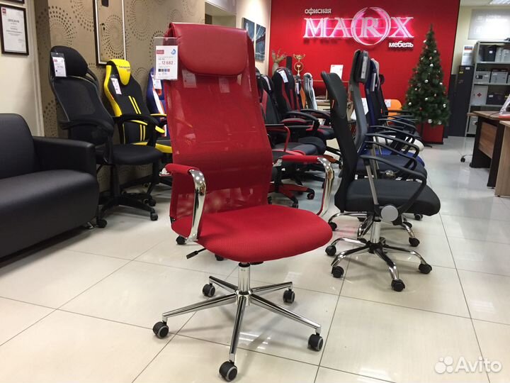 Кресло компьютерное KB-9N красное ткань tw