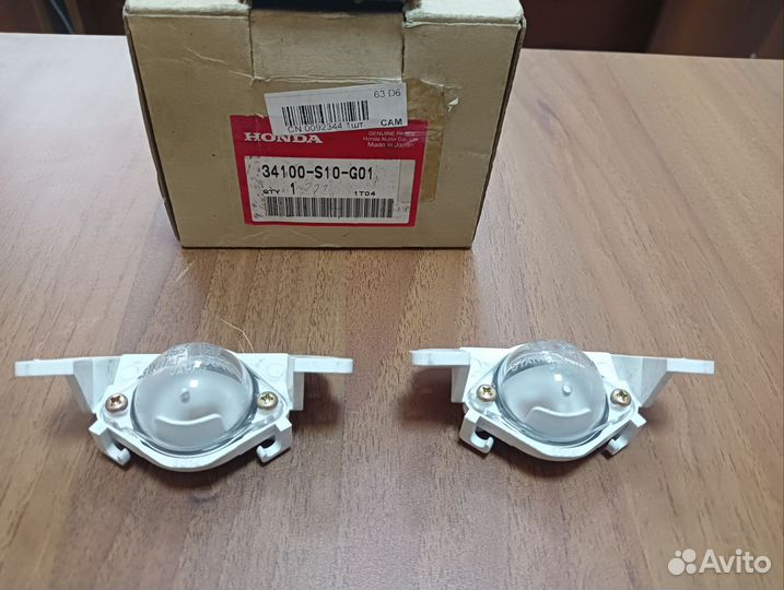 Фонарь подсветки Honda CR-V 1996- 34100s10g01