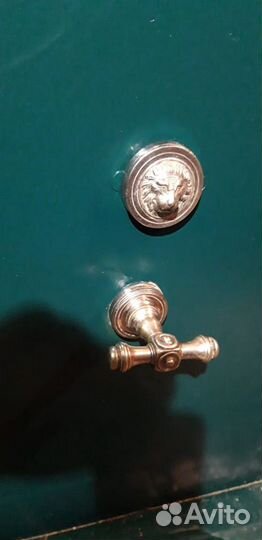 Сейф антикварный