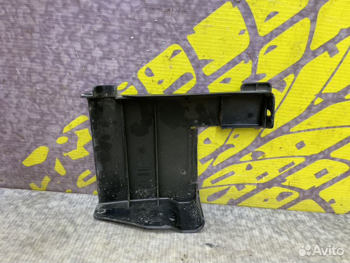 Крышка блока предохранителей акб Астра Astra J