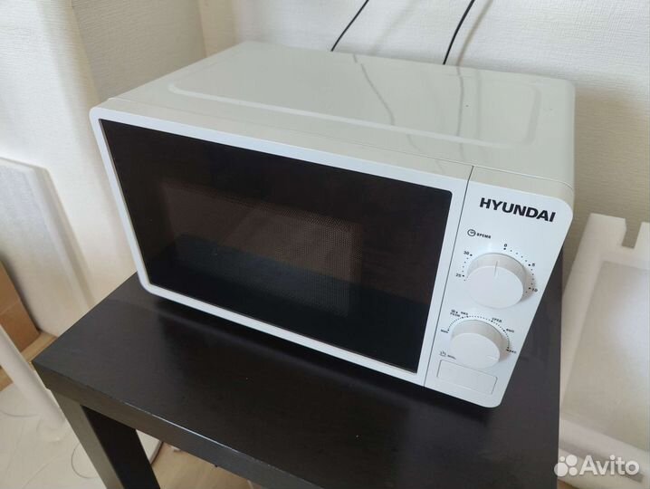 Микроволновая печь hyundai