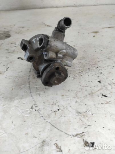 Насос гур Фольксваген Транспортер Т4 1.9тд с 96г