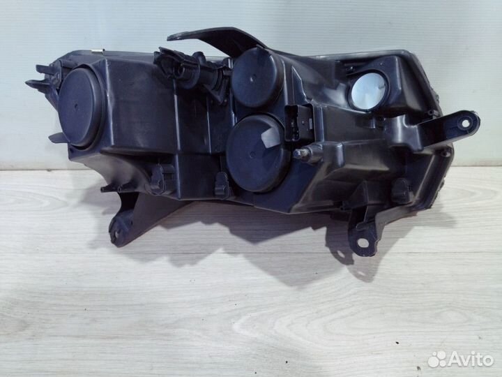 Фара LADA largus 2 ларгус Лев