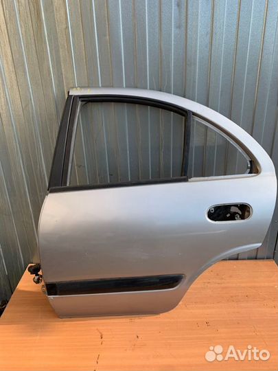 Дверь задняя правая Nissan Almera N16 седан 1.5