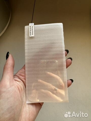 Стекло на iPhone 14 pro