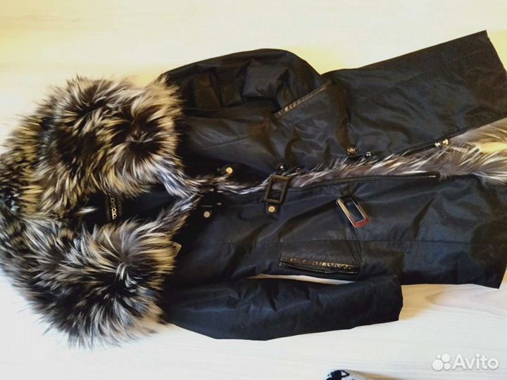 Куртка зимняя женская 42 44 размер б/у