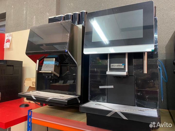 Кофемашина Dr.Coffee Coffeebar Plus