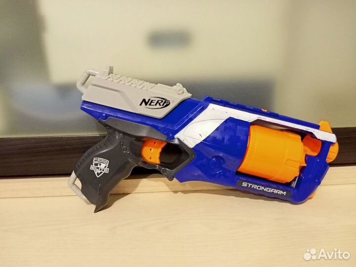Бластер Nerf N-Strike Strongarm