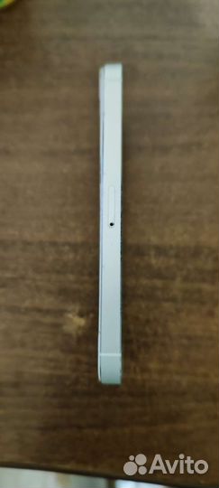 iPhone 5S, 16 ГБ