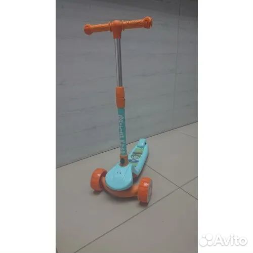 Самокат Luxmom YL-M1