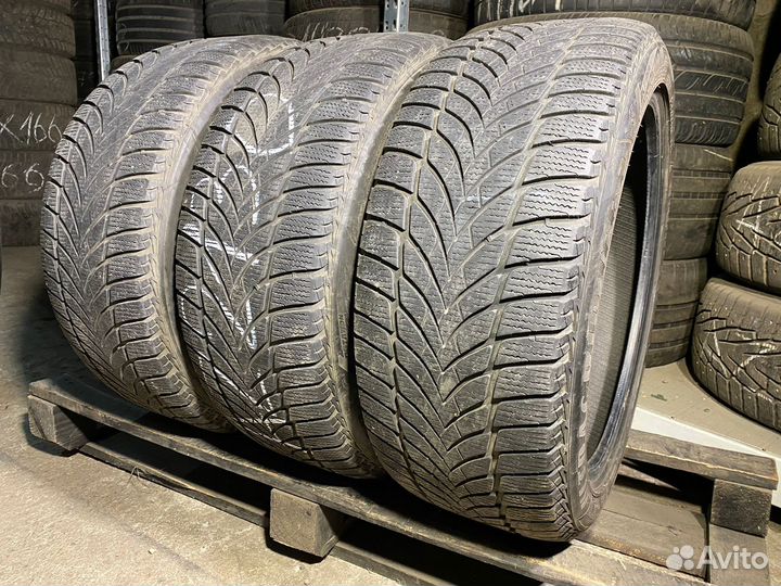 Goodyear UltraGrip Ice 2 235/45 R18 98T