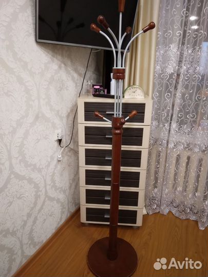 Вешалка напольная
