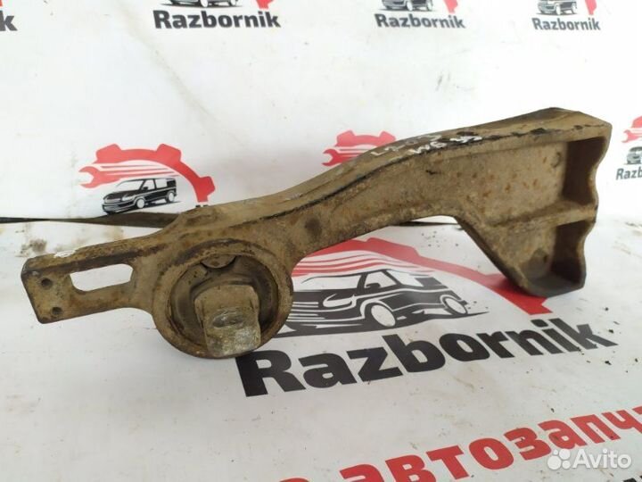 Кронштейн редуктора Mercedes Vito W639 2.1D 2009