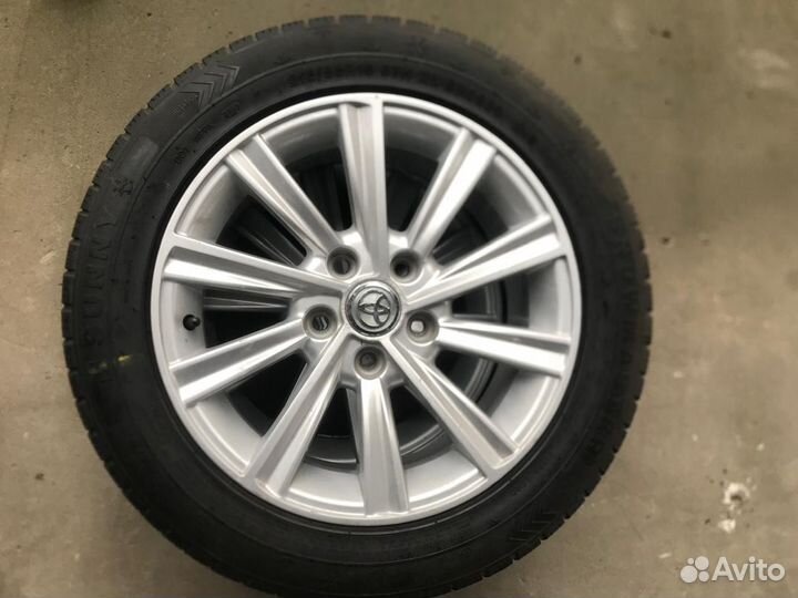 Зимние колеса16 на toyota