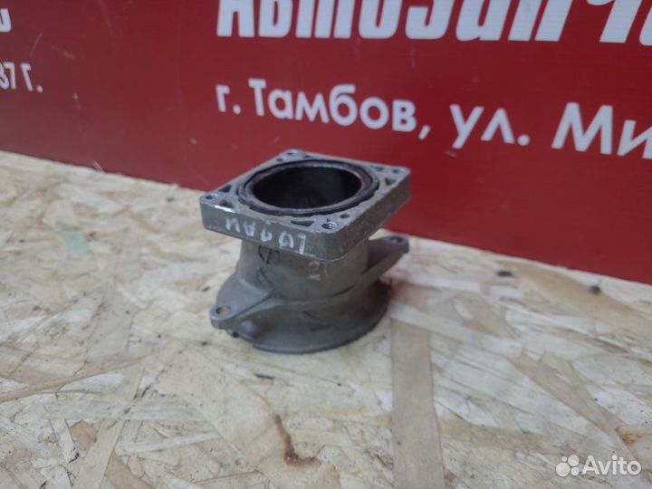 Флянец дроссельной заслонки Renault Logan