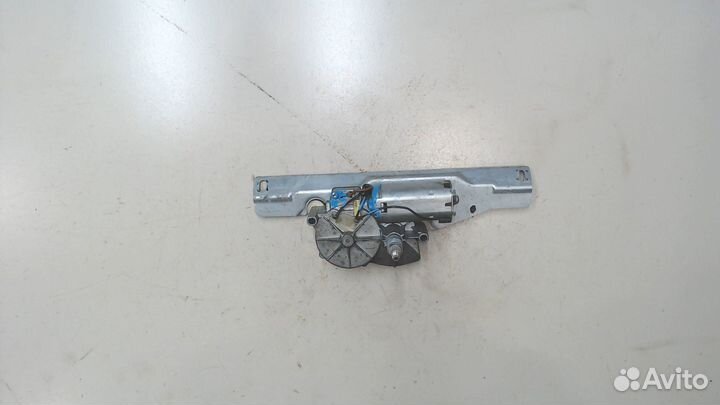 Двигатель стеклоочистителя задний Volkswagen Passa