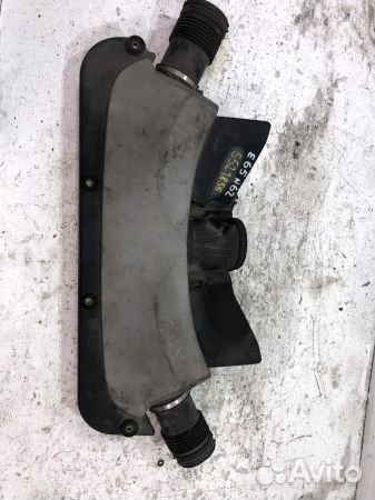 Воздухозаборник двигателя