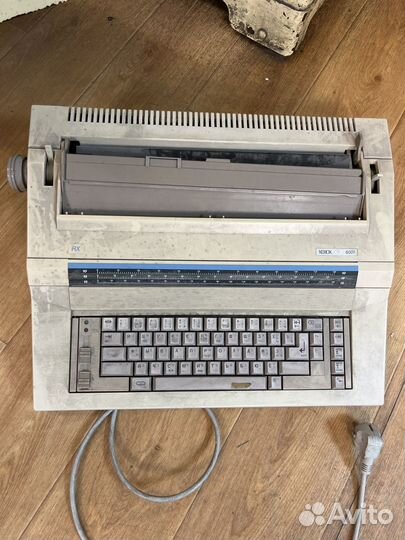 Пишущая машинка Xerox