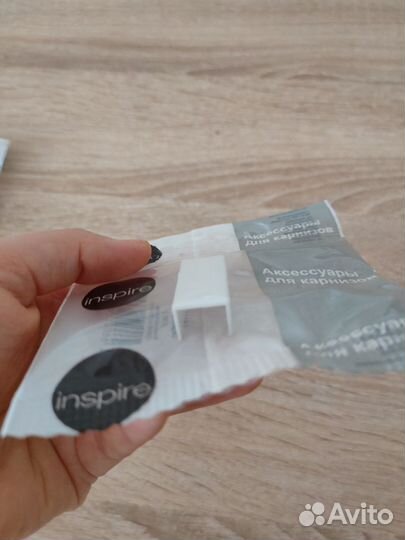 Соединитель для шины карнизов