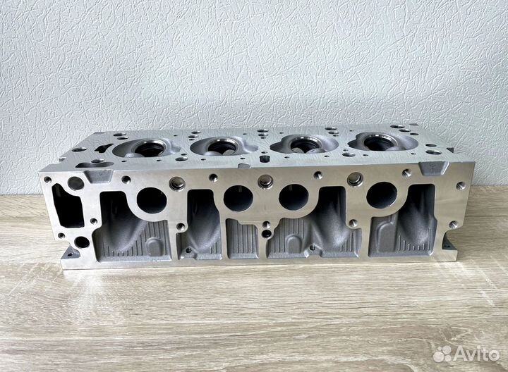 Головка Logan Renault 1.4/1.6 8 кл. новая w-3428