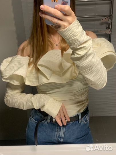 Abitu топ с валаном