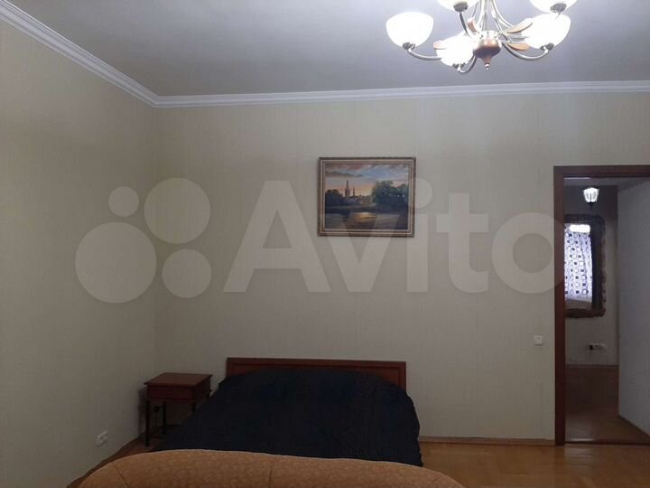3-к. квартира, 100 м², 3/3 эт.