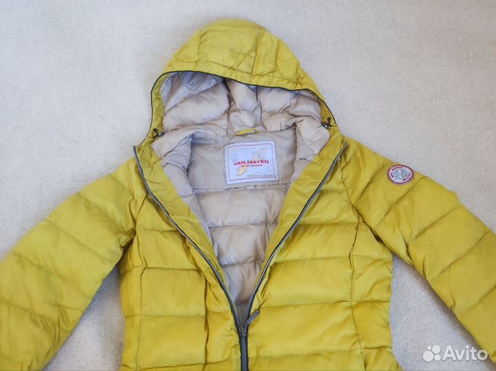 Пуховик женский, размер 42