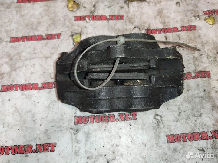 Тормозной суппорт передний Honda cbr900rr 95-97