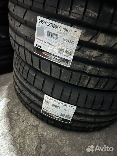 Hankook Ventus S1 Evo 3 K127 245/40 R20 и 275/35 R20 102Y