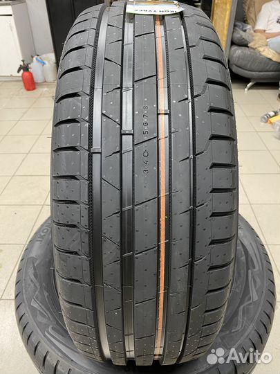 Ikon Tyres Autograph Ultra 2 225/55 R17 101Y