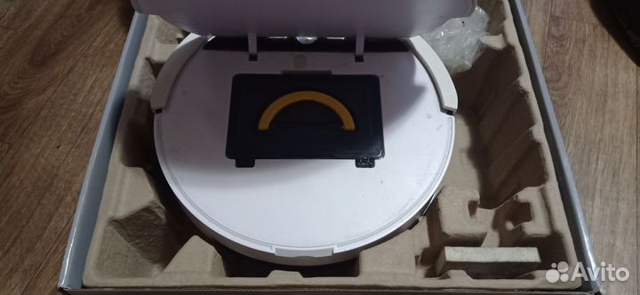 Робот пылесос dexp