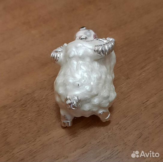 Фигурка овечки