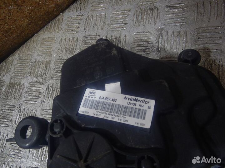 Стеклоподъемник электр.передний правый, Seat (Сеат