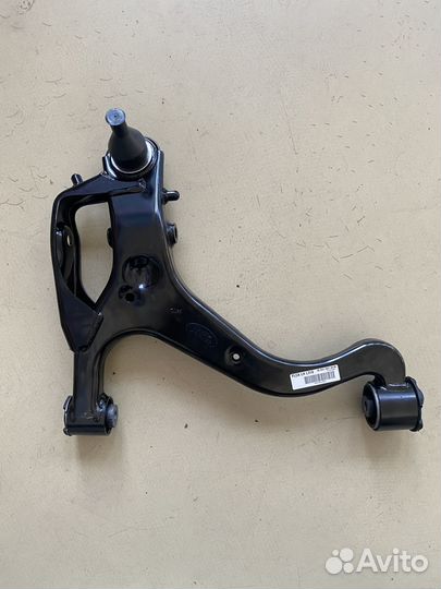 Рычаг нижний левый в сборе Range Rover LR075995