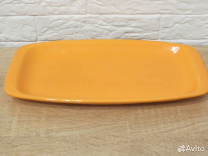 Тарелки,салатники и блюда 2 шт (керамика)