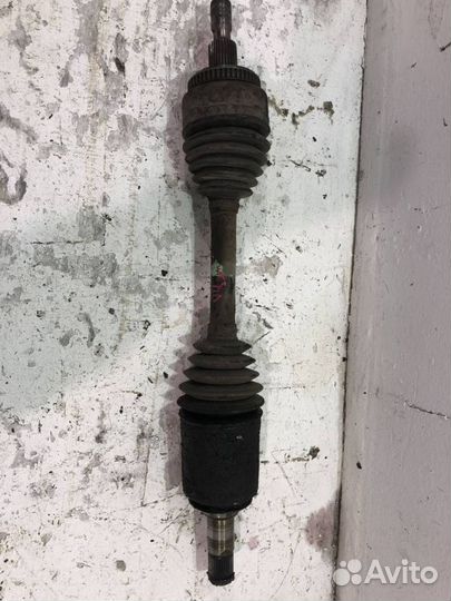 Привод передний левый