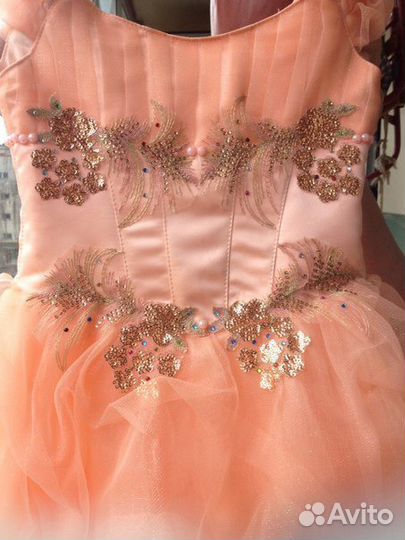 Красивое платье для девочки