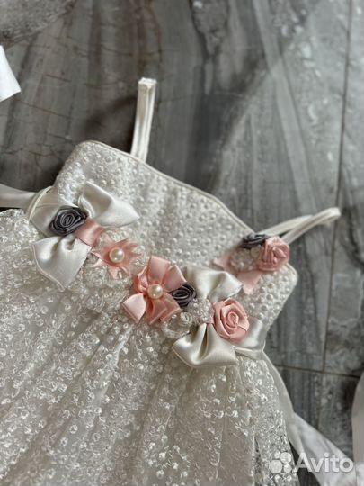 Праздничное платье для девочки 98 новое