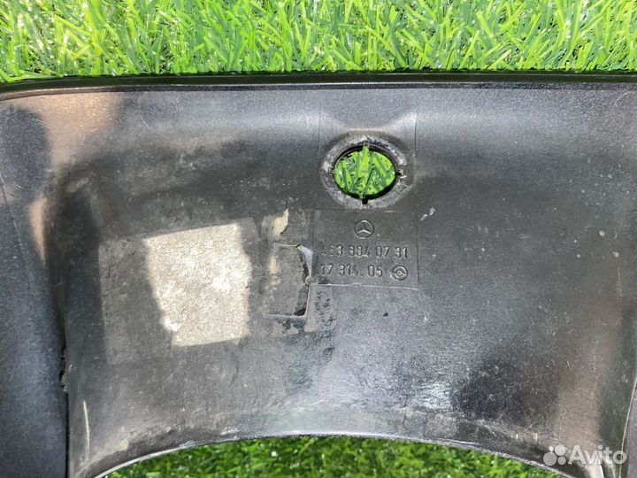 Рамка фары Mercedes Benz G-Class