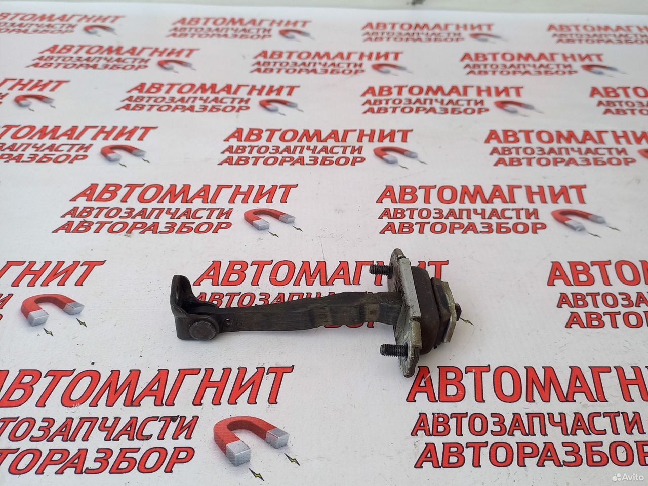 Ограничитель двери передней левой Киа Церато 3 YD