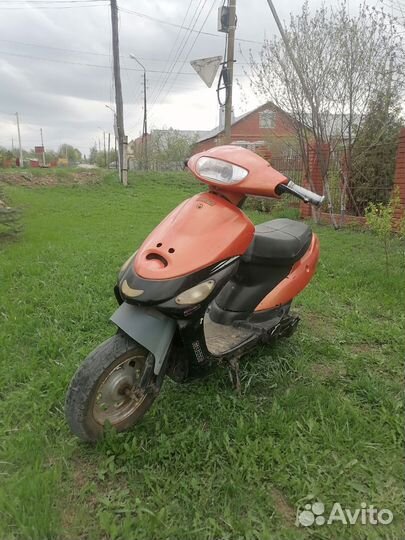 Скутер Recer
