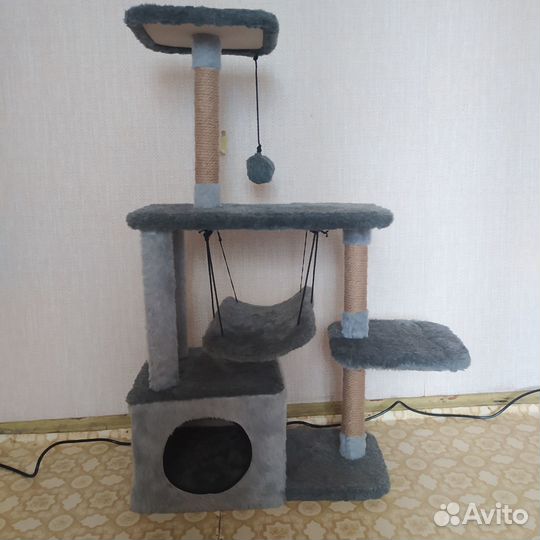 Домик для кошки с когтеточкой бу