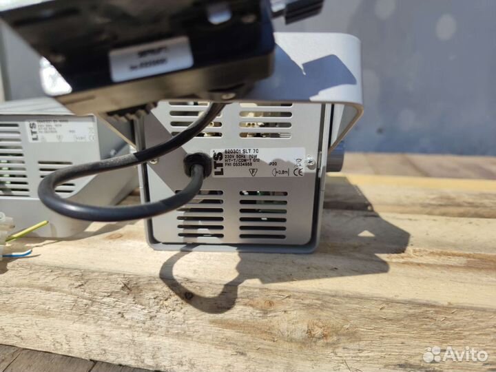 Профессиональные Трековые Прожектора