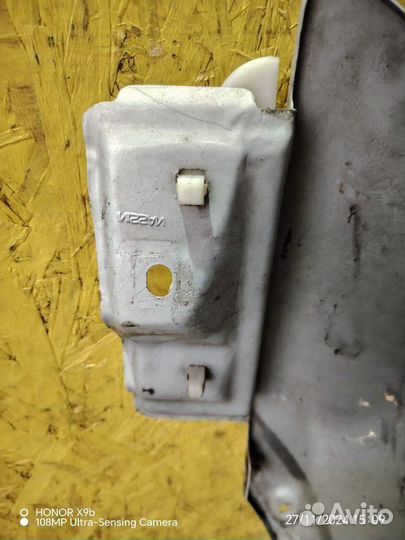 Крыло переднее правое Nissan Qashqai J10 HR16DE