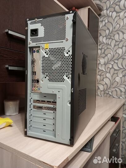Шустрый Компьютер(AMD-FX4300\RX470-4gb\ssd+hdd)