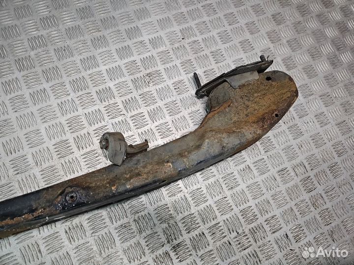 Усилитель бампера Mercedes-Benz C-Class W203