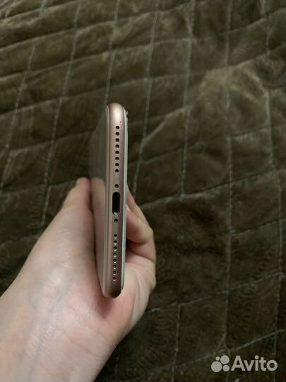 Телефон iPhone 8 plus