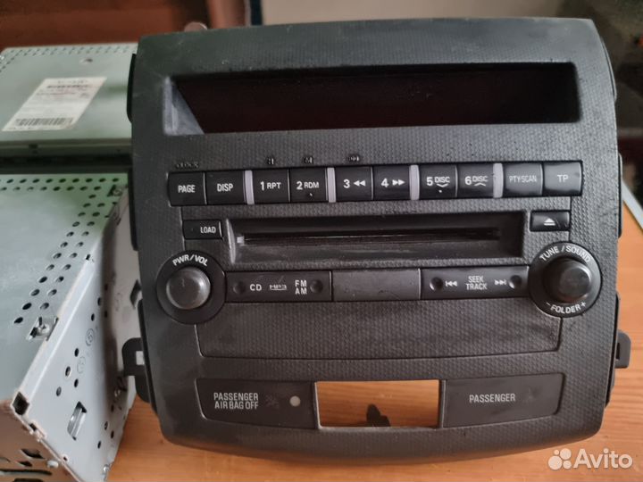 Штатная магнитола Mitsubishi outlander xl